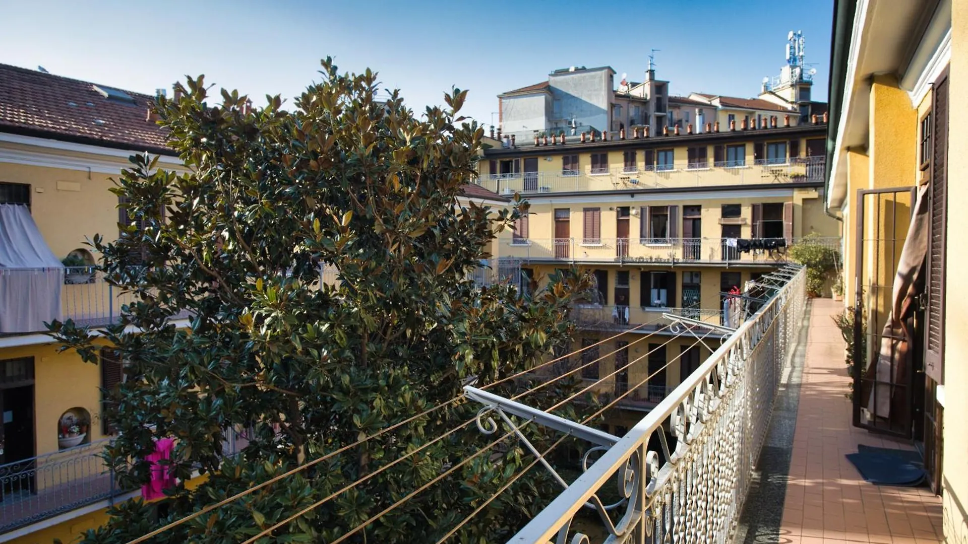 Διαμέρισμα Stylish Top-Floor Apt; Milano Design Disctrict